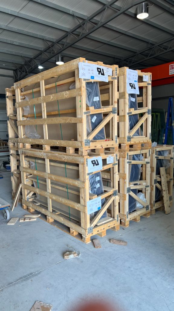 ΕΤΑΙΡΙΑ & ΚΕΡΑΜΙΚΑ ROBAX-stelcoglass.gr